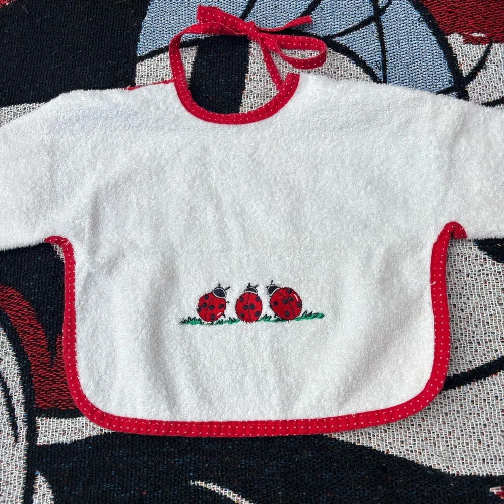 VINTAGE TERRY CLOTH LADYBUG GRAPHIC SHIRT BIB BABY